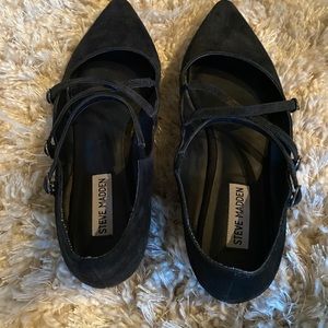 Steve Madden black flat shoes Size 10